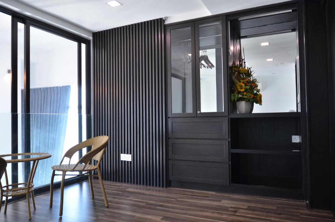 Maritime Duplex Marvelous Sea View George Town