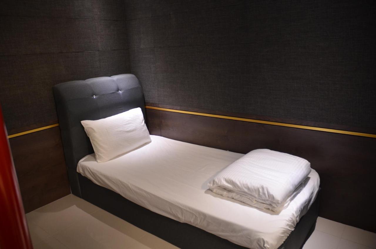 Maritime Duplex Marvelous Sea View Apartment George Town