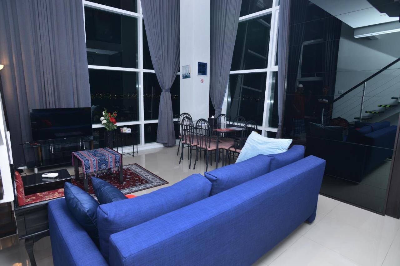 Apartment Maritime Duplex Marvelous Sea View George Town