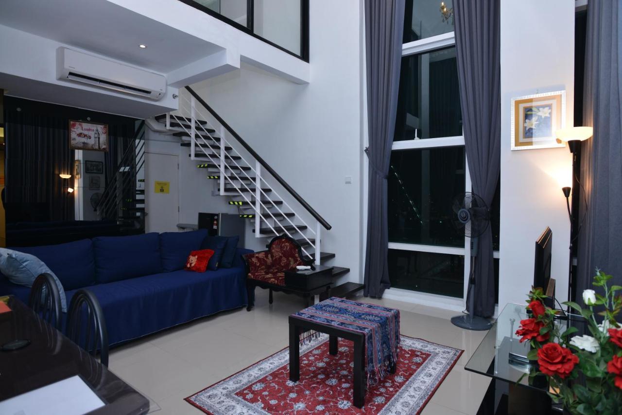 Maritime Duplex Marvelous Sea View George Town