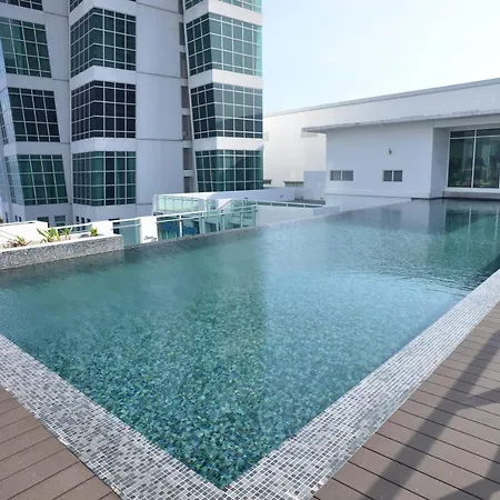 Maritime Suites Duplex Marvelous Sea View George Town Exterior photo